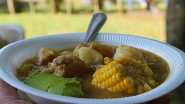 Cómo te comes el Sancocho?